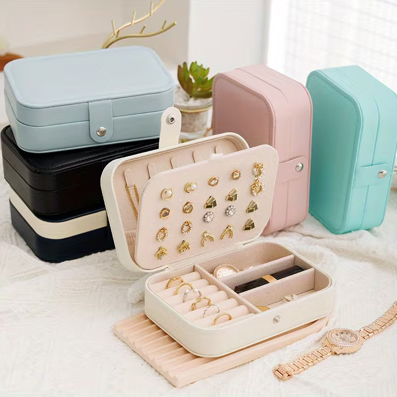 Travel Jewelry Organizer – Compact Tangle-Free Storage Case